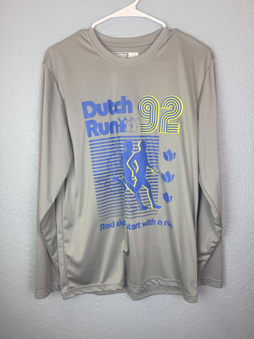 Dutch Bros Coffee Shirt Mens Small Gray Dutch Run 92 Graphic Running Long Sleeve